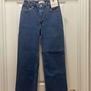 A&F Abercrombie & Fitch Curve Love 90s Relaxed High Rise Jeans